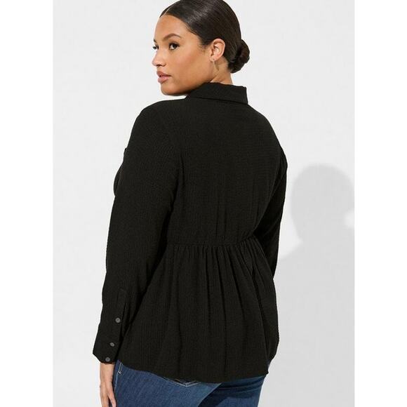 Torrid Women's Plus Black Peplum Crinkle Flannel Gauze Button Up Top - 14/16 - Picture 3 of 12